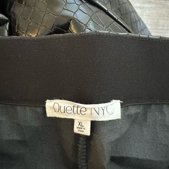 Duette NUC Vegan leather Embossed Pants- The Bleeker size XL - Picture 9 of 9